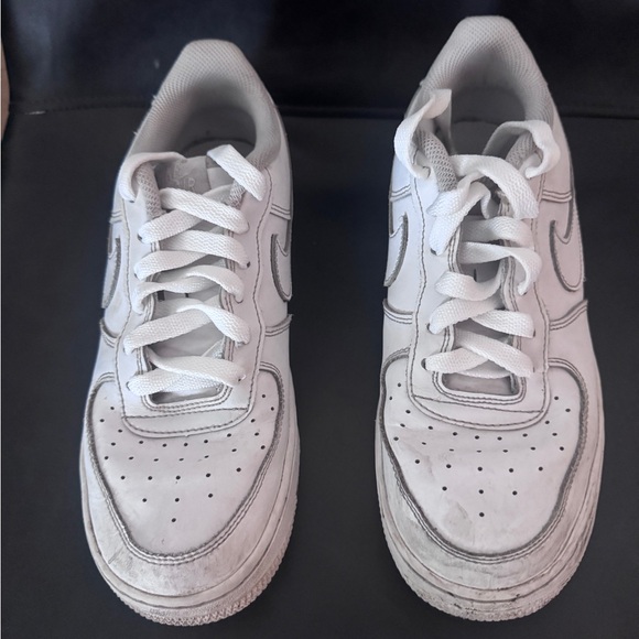 Nike Air Kids' White Sneakers-Size 7 - Picture 1 of 5
